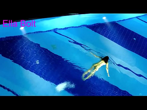 ❤️ I can't stop watching, young blonde caught swimming nude in ELLA BOLT resort pool ❤️ Super porn at en-us.verhentai.ru ❌️❤